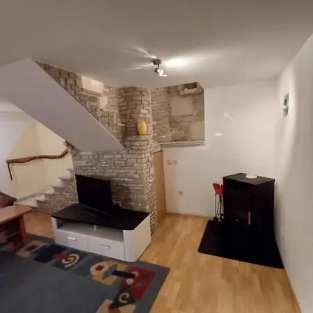 Appartamento Maria Lussi 6 Pola