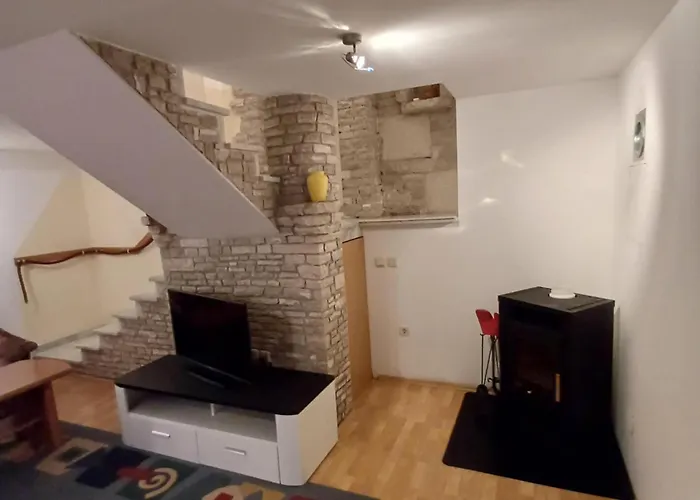 Apartment Maria Lussi 6 Pula
