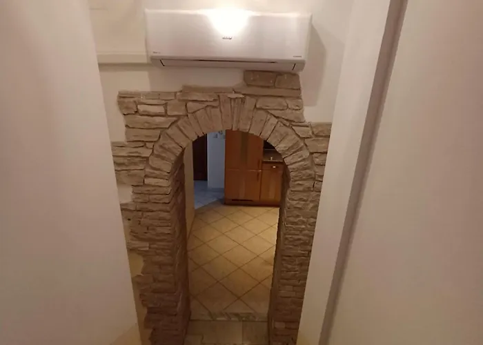 Apartment Maria Lussi 6 *